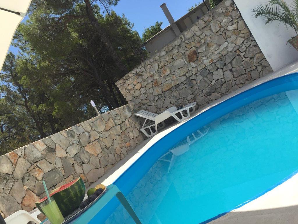 Apartman Fox Pirovac Exterior photo